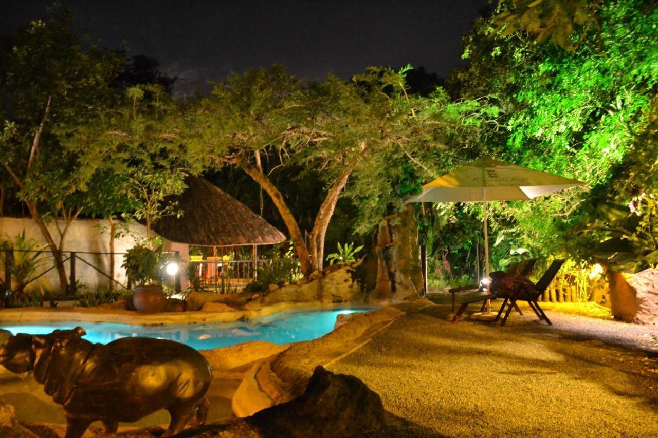 Pumusa Bushcamp Hluhluwe Exteriör bild